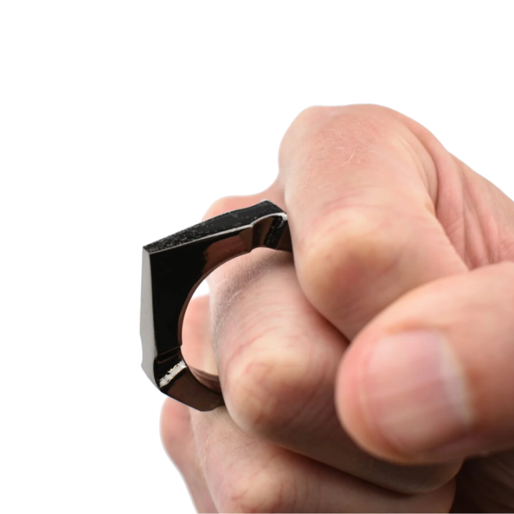 Max Knives PA29 — One-finger zinc impact tool with skull motif — view 2