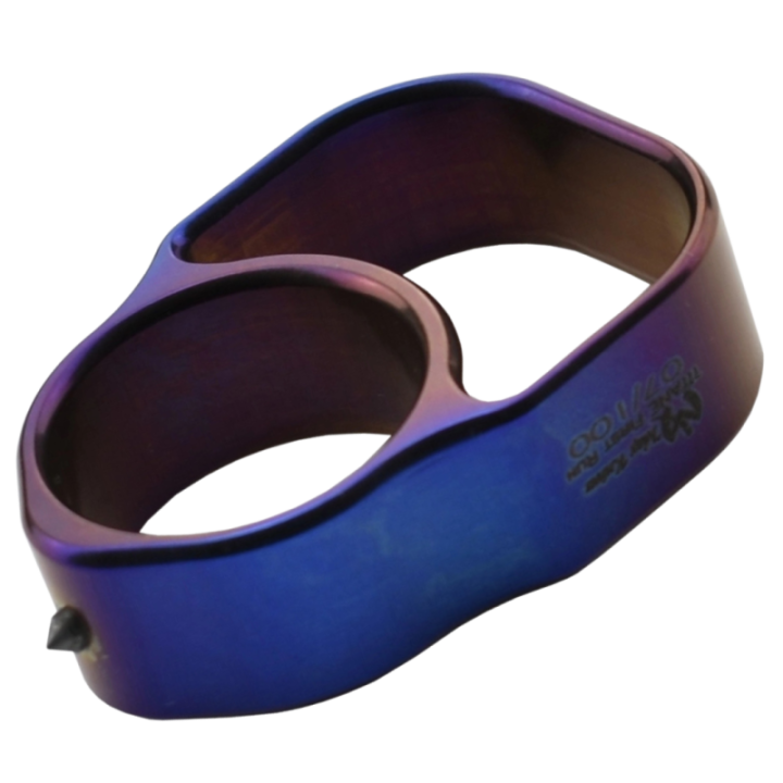 Max Knives TIKNU7+ — Outil de poche titane anodisé, série de 100 pièces
