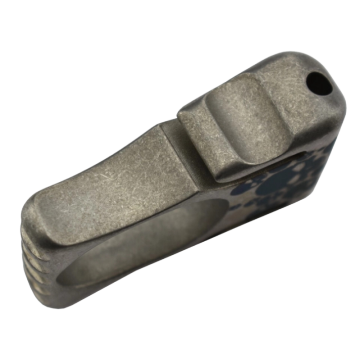Max Knives TINKNU9SK — Anodised titanium pocket piece, skull motif — view 3