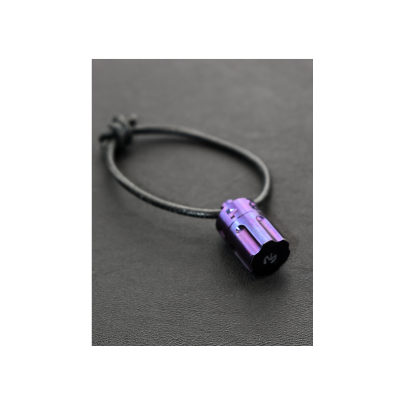 CUSTOM - Petite boîte titane anodisé étanche en forme de barillet - violet