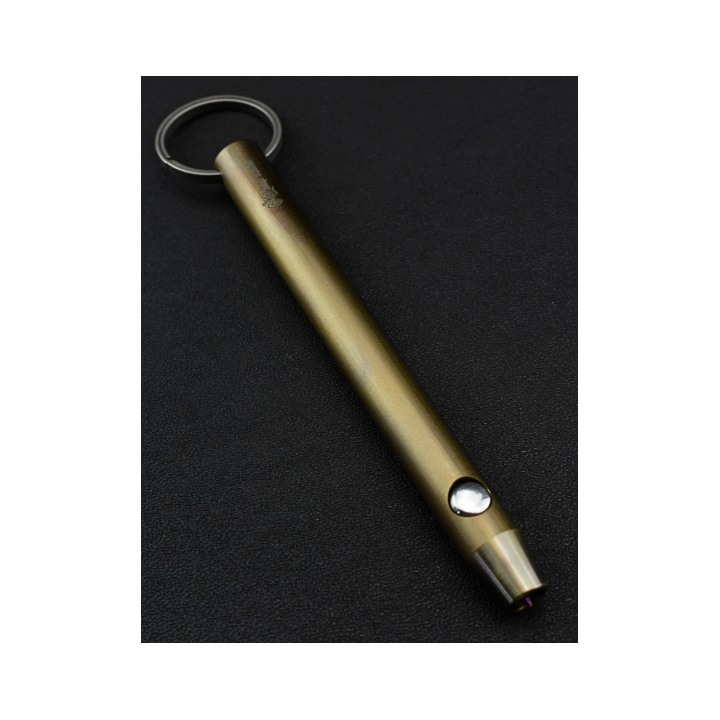 Max Knives KUBATON4 — Kubaton titane anodisé doré et rose, pointe carbure — vue 2
