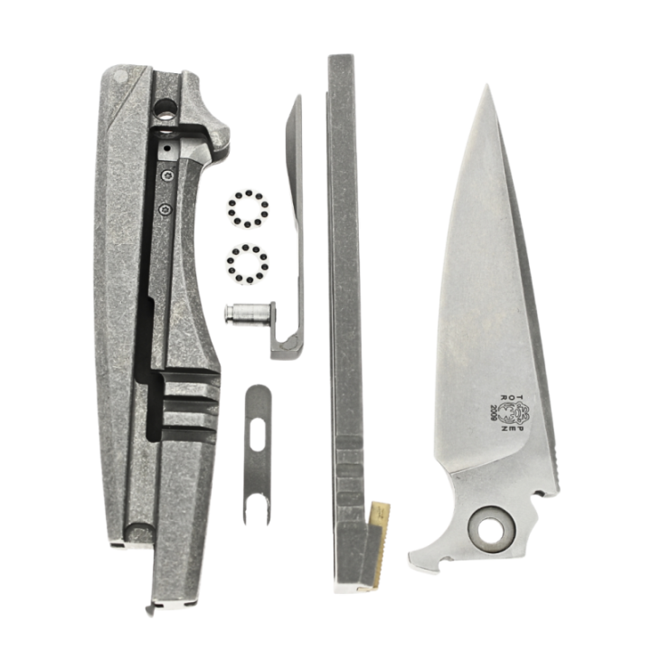 Max Knives MKH04 IKE — screwless integral titanium folder, CPM154 — view 4